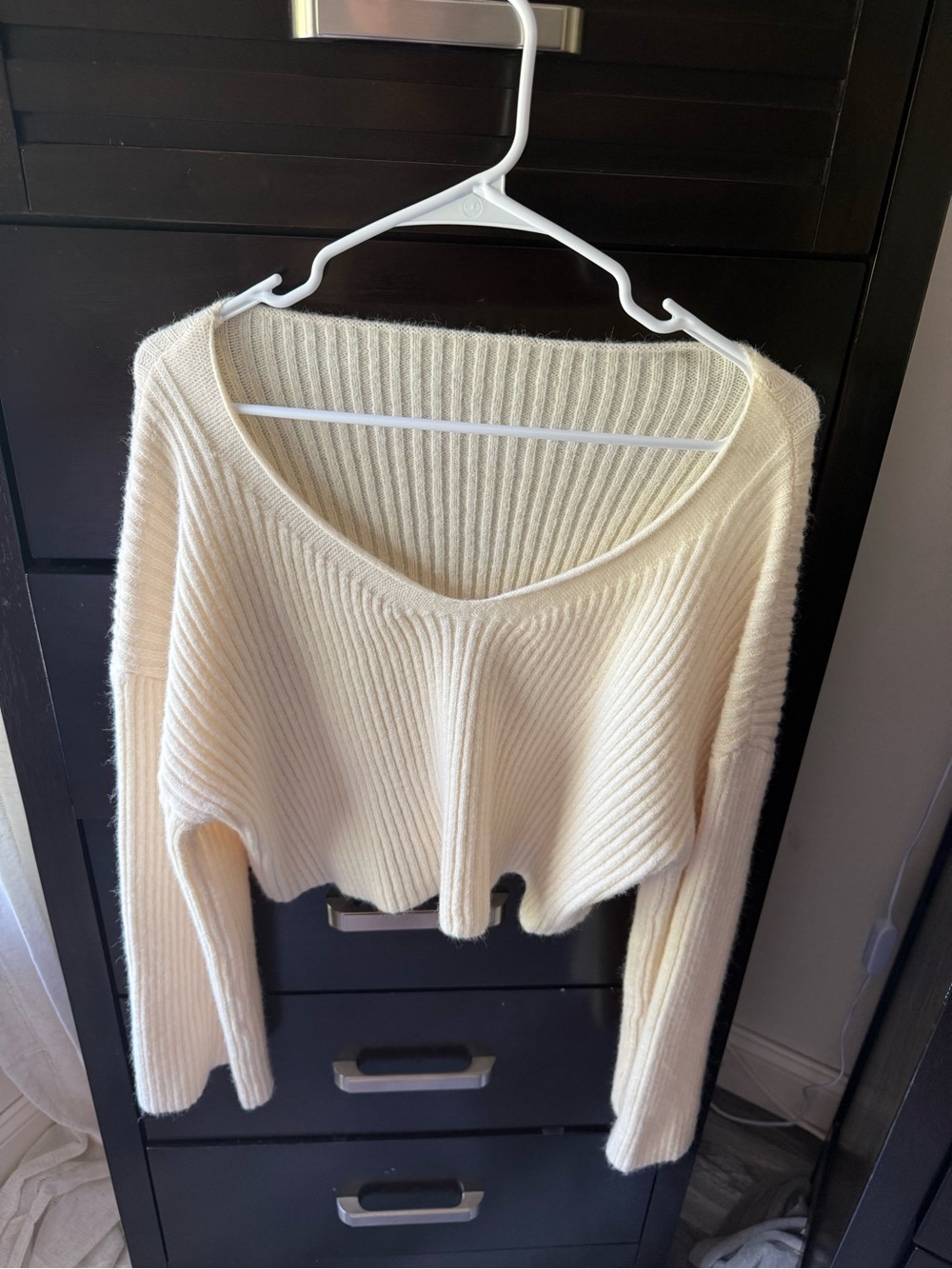 SHEIN Cream Ribbed V-Neck Cropped Sweater